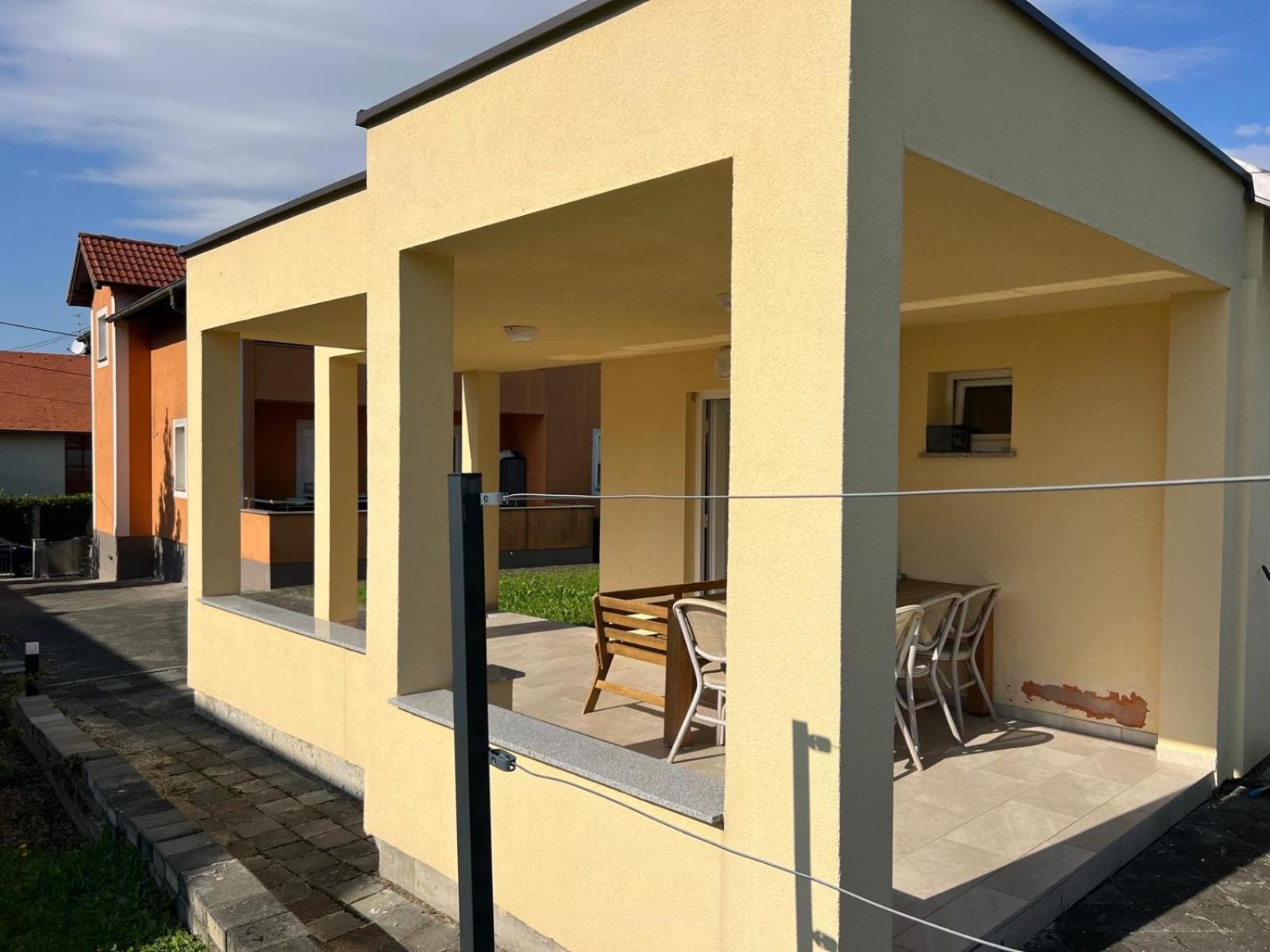 Apartament Minihaus In Zagreb Sesvete Zewnętrze zdjęcie