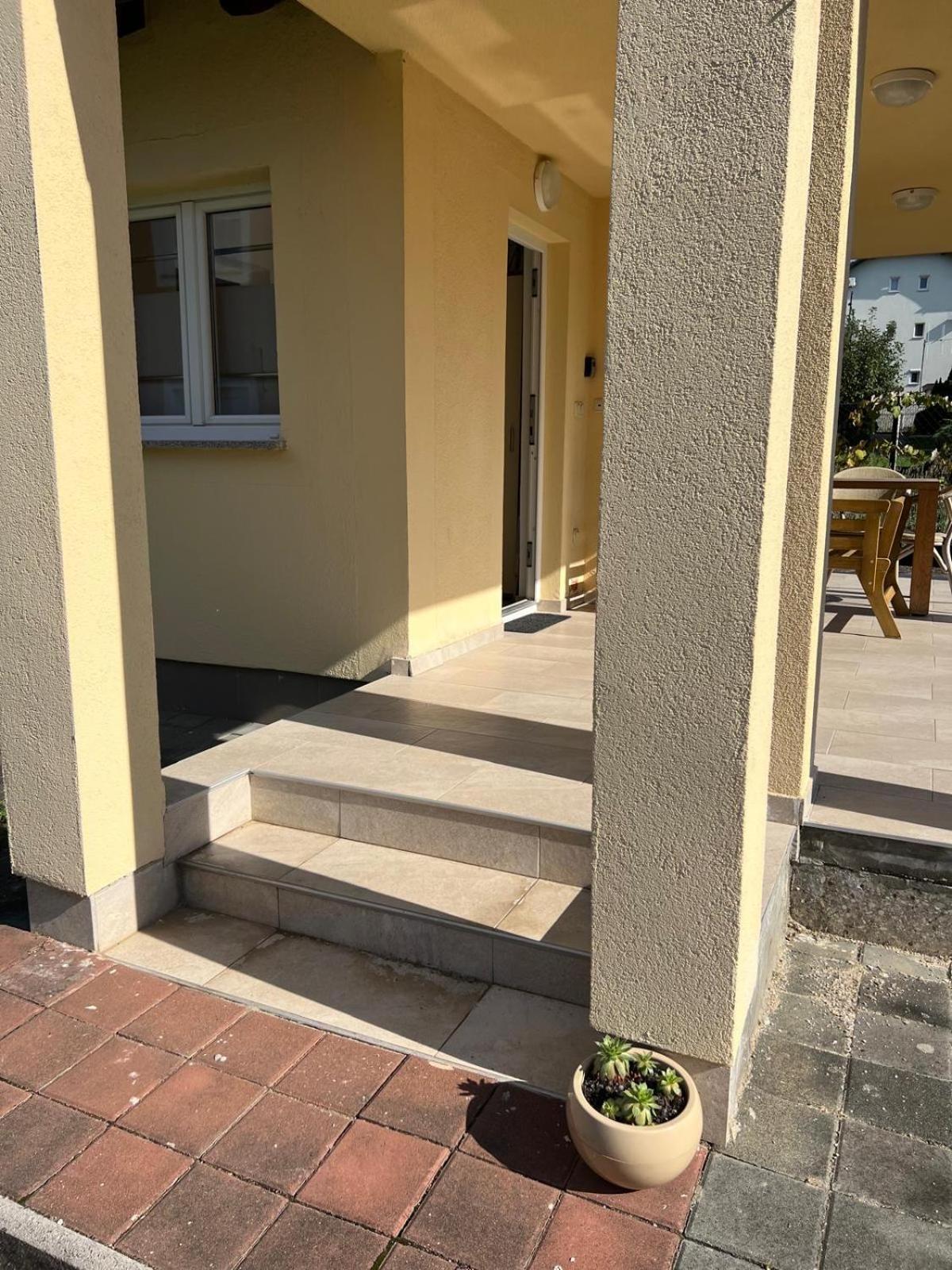 Apartament Minihaus In Zagreb Sesvete Zewnętrze zdjęcie